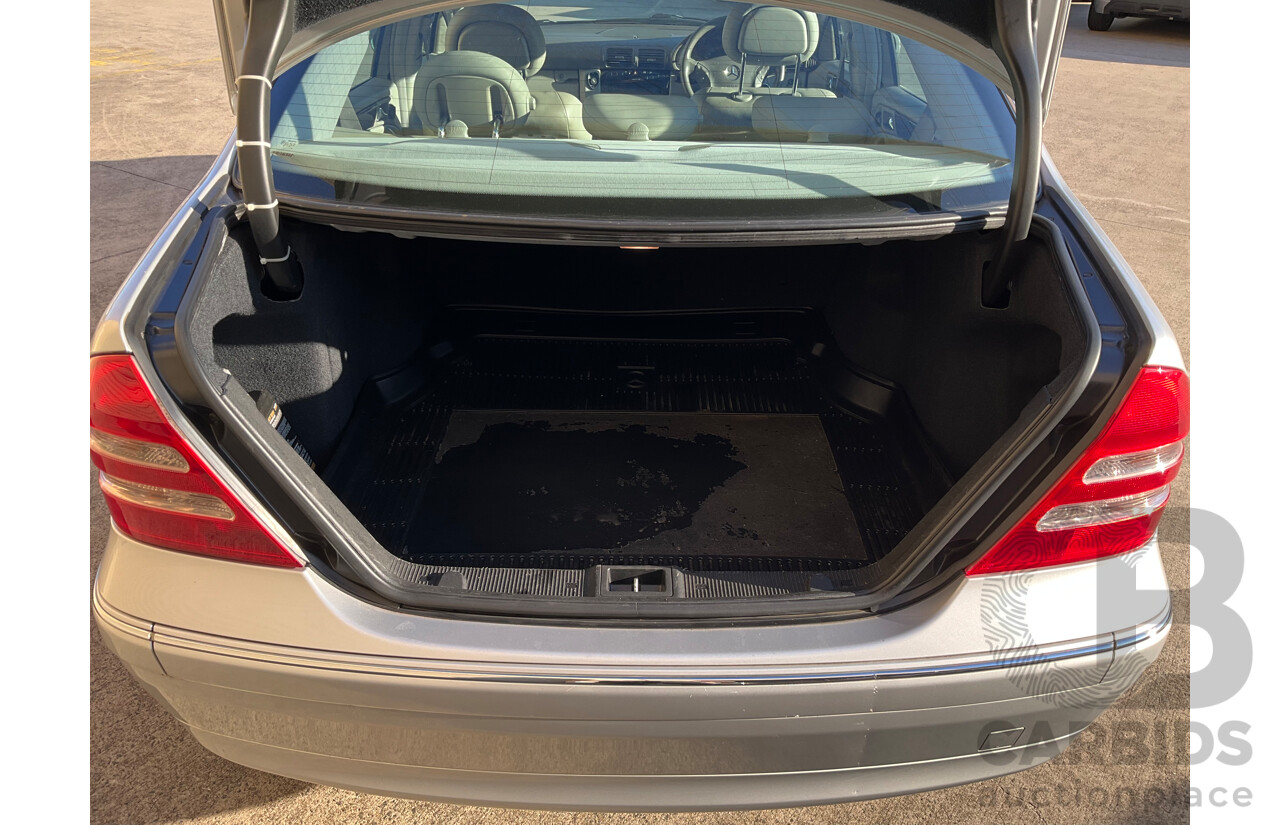 6/2003 Mercedes-Benz C240 Elegance W203 4d Sedan Silver V6 2.6L