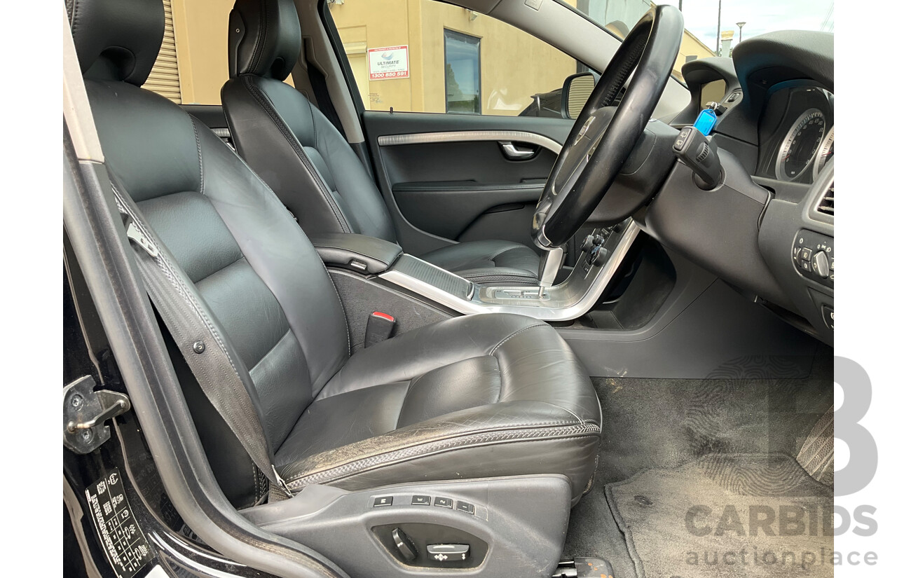 2/2012 Volvo Xc70 3.2 Teknik BZ MY12 4d Wagon Black V6 3.2L