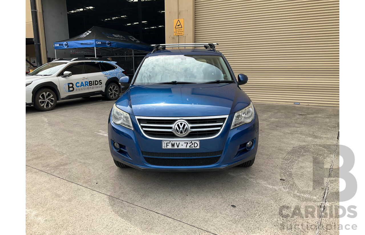 10/2009 Volkswagen Tiguan 103 TDI (AWD) 5NC MY09 4d Wagon Blue Turbo Diesel 2.0L