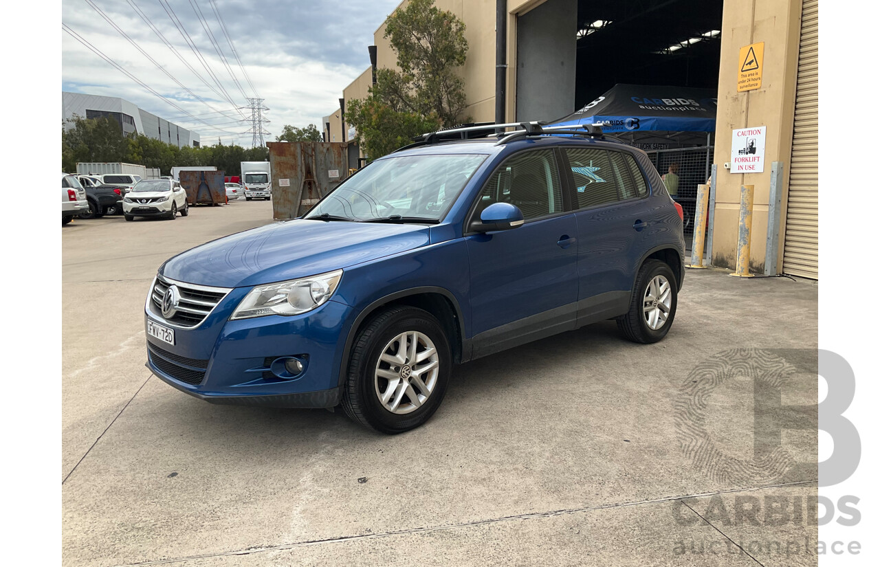 10/2009 Volkswagen Tiguan 103 TDI (AWD) 5NC MY09 4d Wagon Blue Turbo Diesel 2.0L