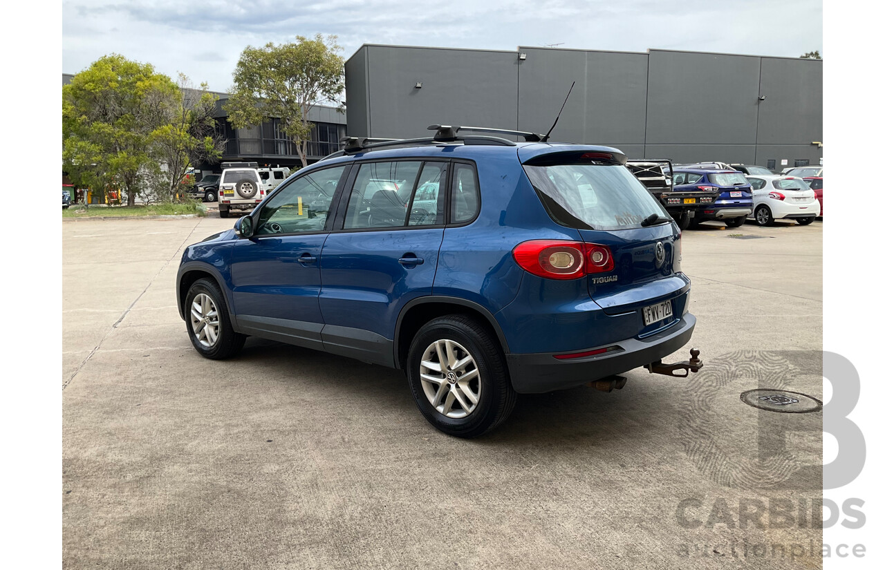 10/2009 Volkswagen Tiguan 103 TDI (AWD) 5NC MY09 4d Wagon Blue Turbo Diesel 2.0L