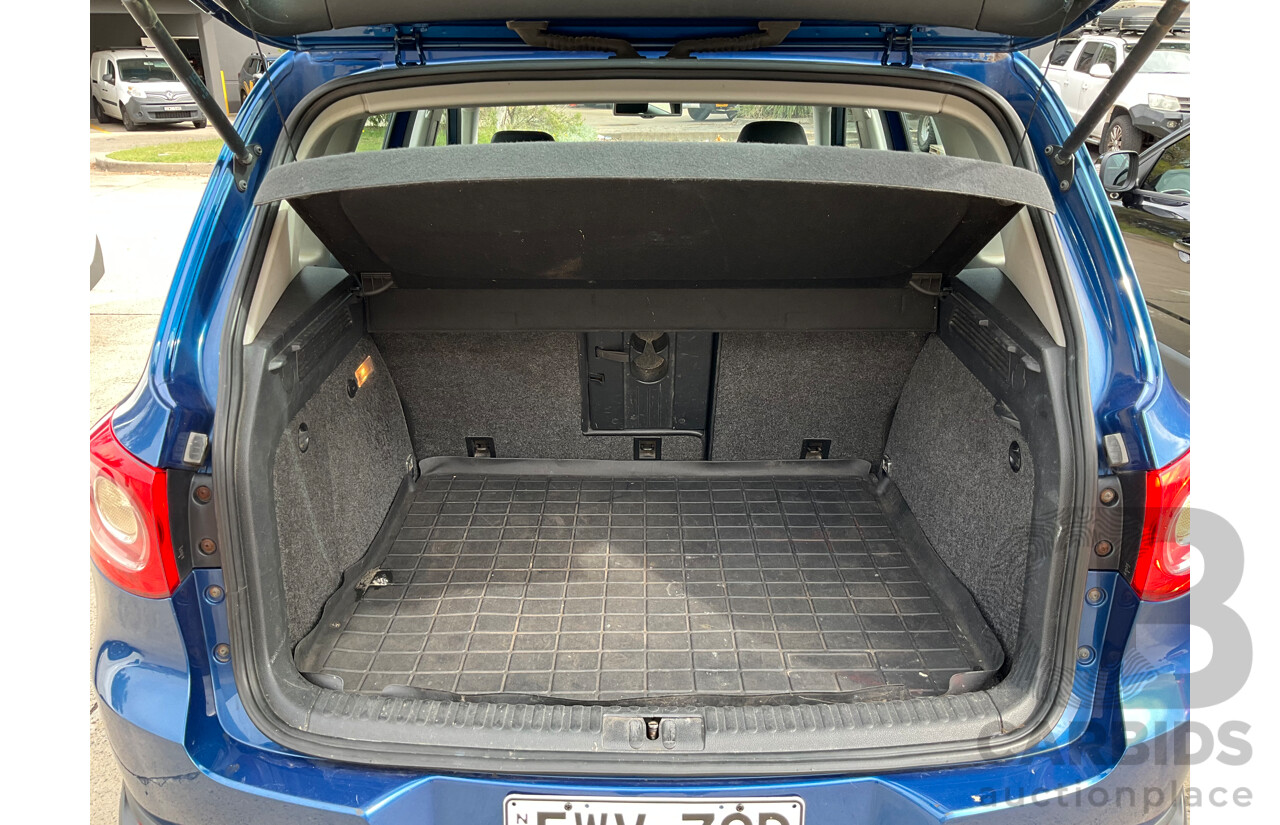 10/2009 Volkswagen Tiguan 103 TDI (AWD) 5NC MY09 4d Wagon Blue Turbo Diesel 2.0L