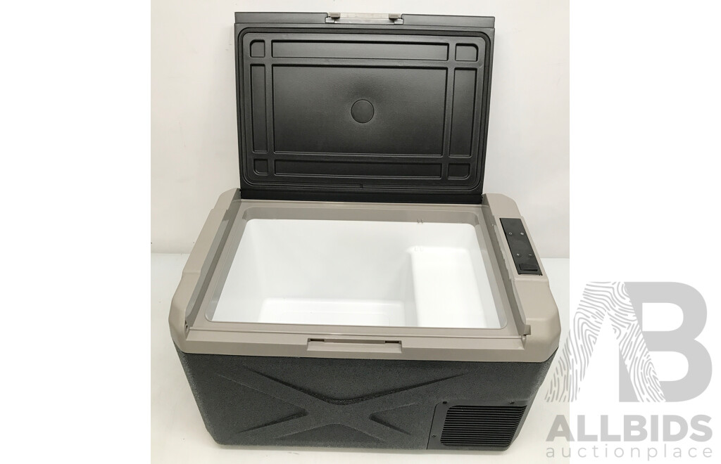 Brass Monkey 30L Portable Fridge/Freezer