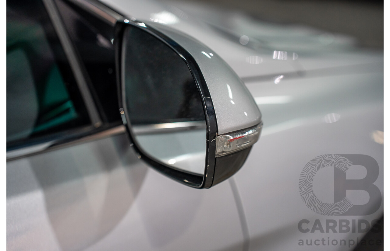 12/2015 Hyundai Santa Fe Elite CRDi (4x4) DM MY15 4d Wagon Sleek Silver Metallic Turbo Diesel 2.2L