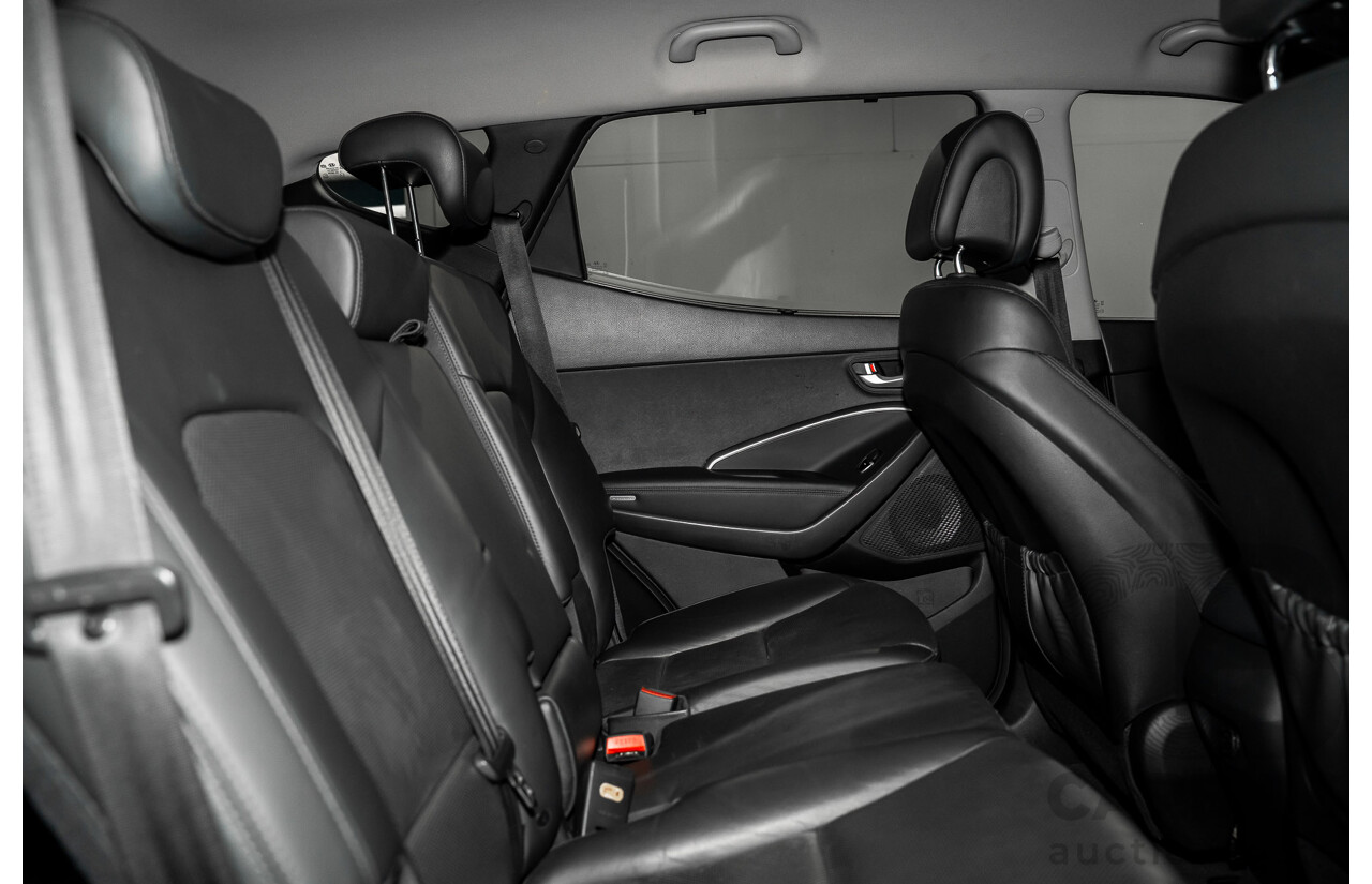 12/2015 Hyundai Santa Fe Elite CRDi (4x4) DM MY15 4d Wagon Sleek Silver Metallic Turbo Diesel 2.2L