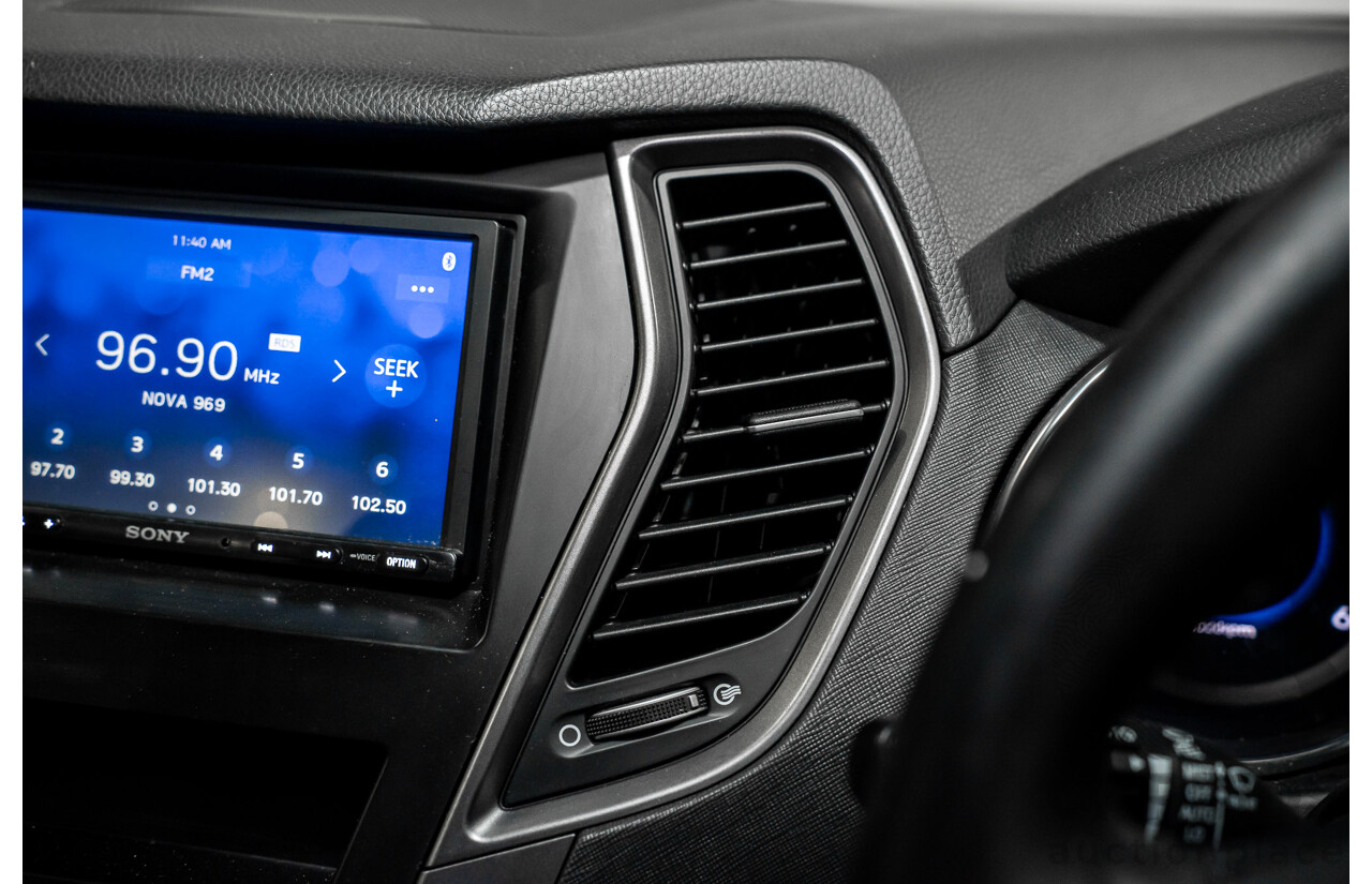 12/2015 Hyundai Santa Fe Elite CRDi (4x4) DM MY15 4d Wagon Sleek Silver Metallic Turbo Diesel 2.2L