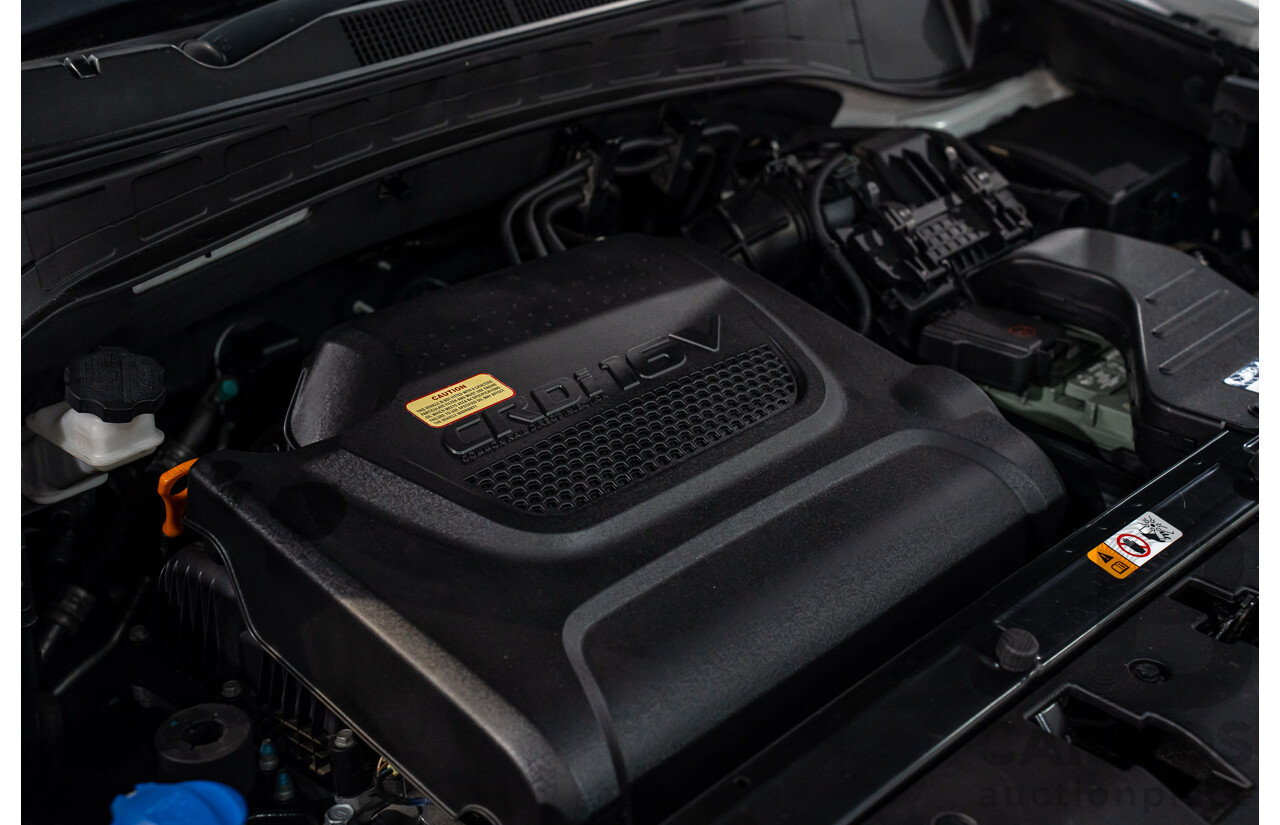 12/2015 Hyundai Santa Fe Elite CRDi (4x4) DM MY15 4d Wagon Sleek Silver Metallic Turbo Diesel 2.2L