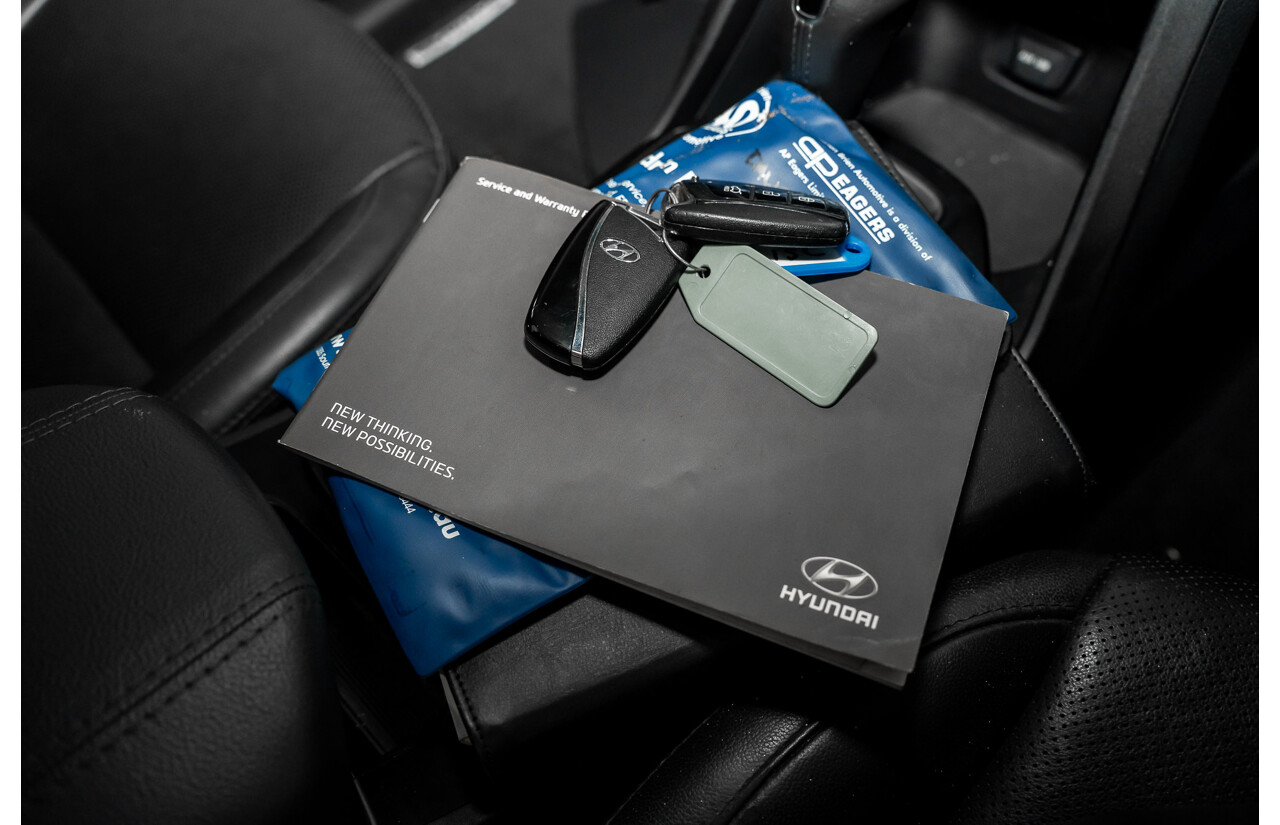 12/2015 Hyundai Santa Fe Elite CRDi (4x4) DM MY15 4d Wagon Sleek Silver Metallic Turbo Diesel 2.2L