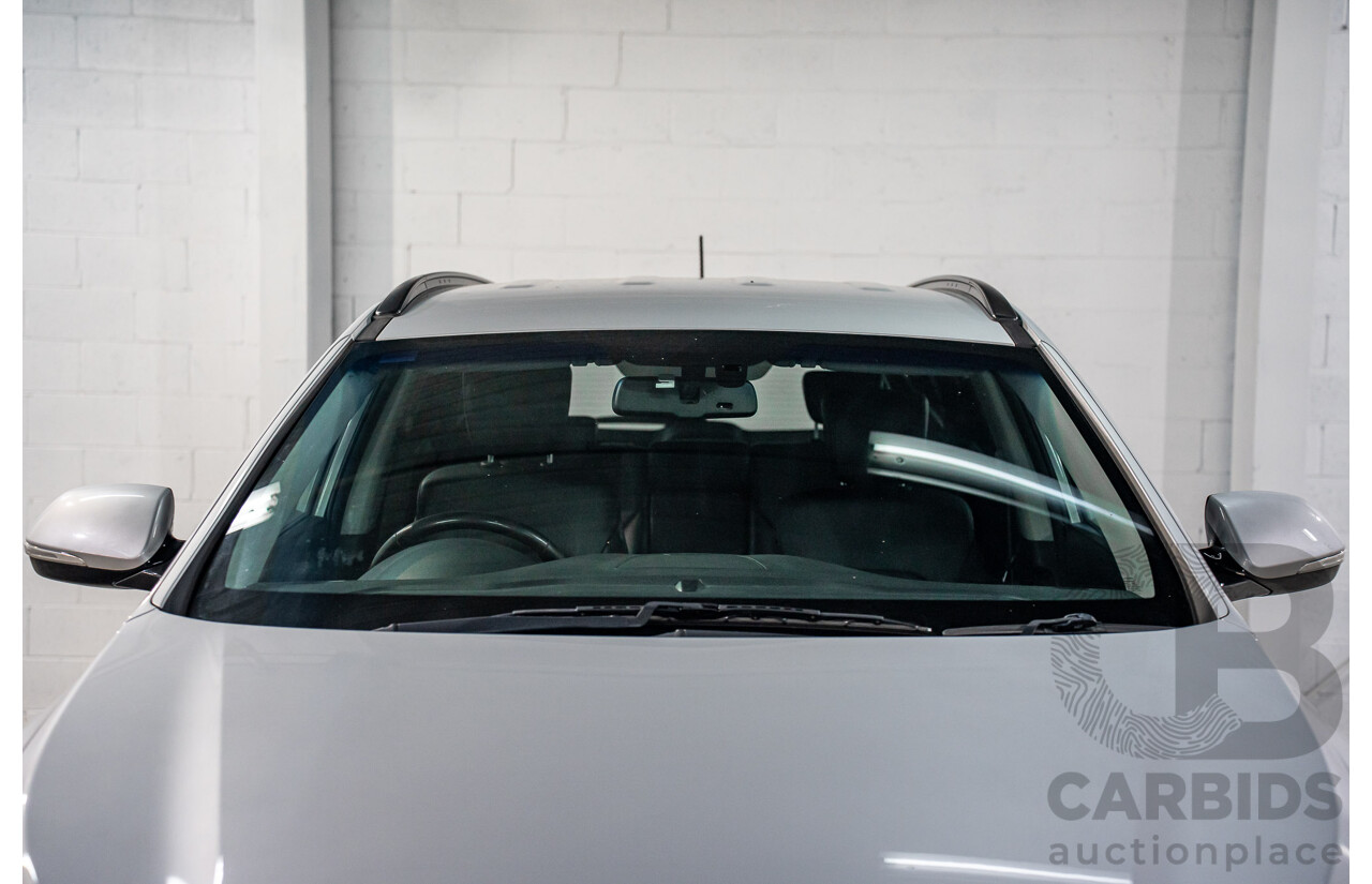 12/2015 Hyundai Santa Fe Elite CRDi (4x4) DM MY15 4d Wagon Sleek Silver Metallic Turbo Diesel 2.2L