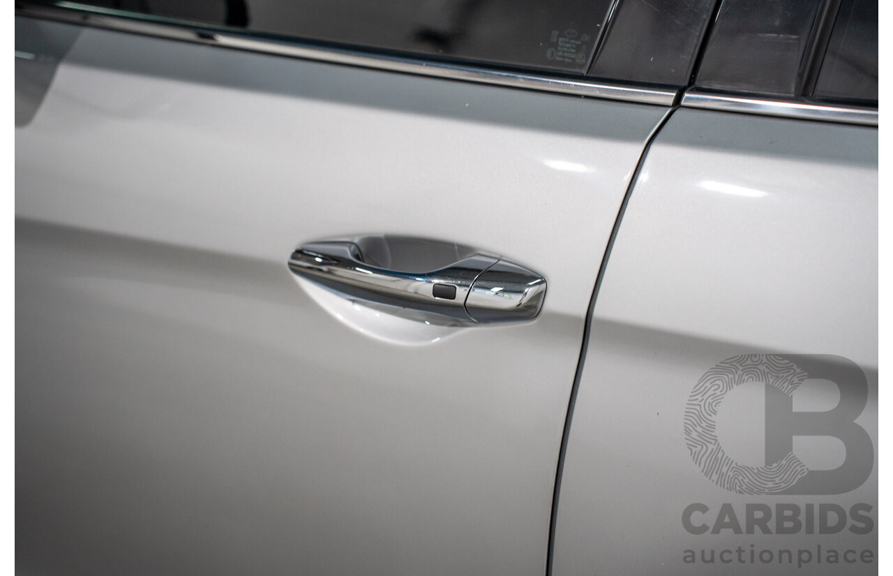 12/2015 Hyundai Santa Fe Elite CRDi (4x4) DM MY15 4d Wagon Sleek Silver Metallic Turbo Diesel 2.2L