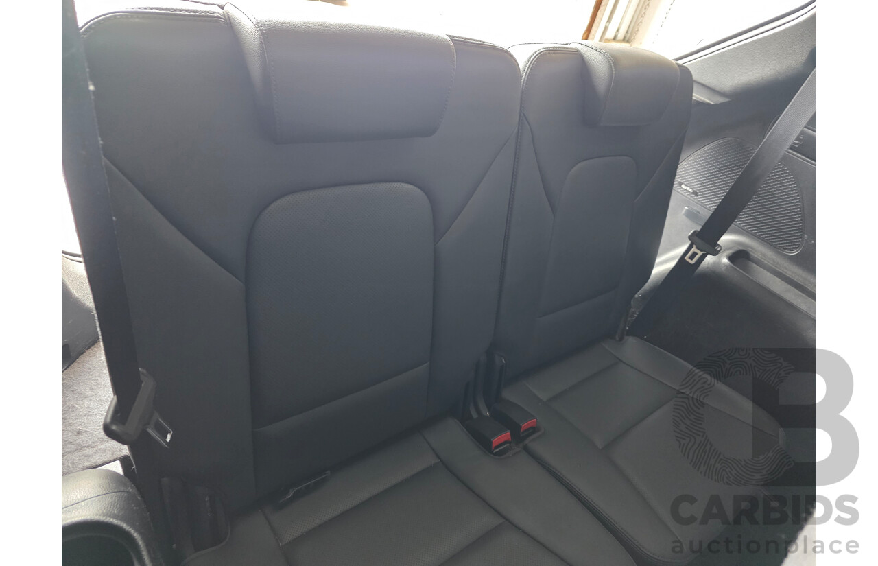 11/2015 Hyundai Santa Fe Highlander CRDi (4x4) DM SERIES II (DM3) 4d Wagon Silver Turbo Diesel 2.2L