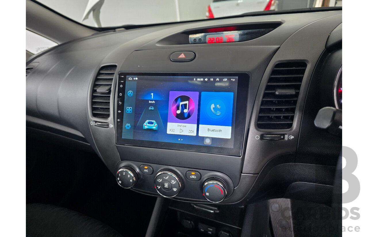 02/2016 Kia Cerato S YD MY15 4D Sedan White 1.8L