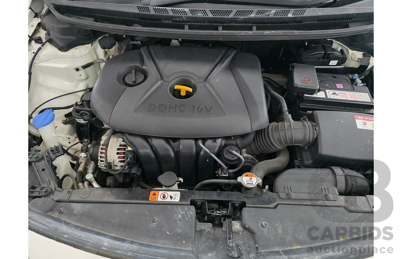 02/2016 Kia Cerato S YD MY15 4D Sedan White 1.8L