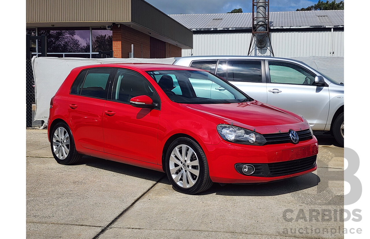 12/2010 Volkswagen Golf 118 TSI Comfortline 1K MY11 5d Hatchback Red 1.4L