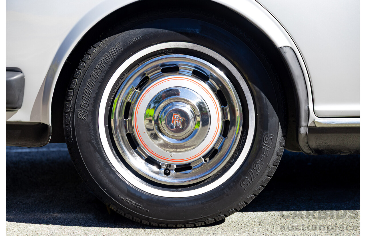 1984 Rolls-Royce Silver Spirit 4d Sedan Twin Carb V8 Georgian Silver Metallic V8 6.8L