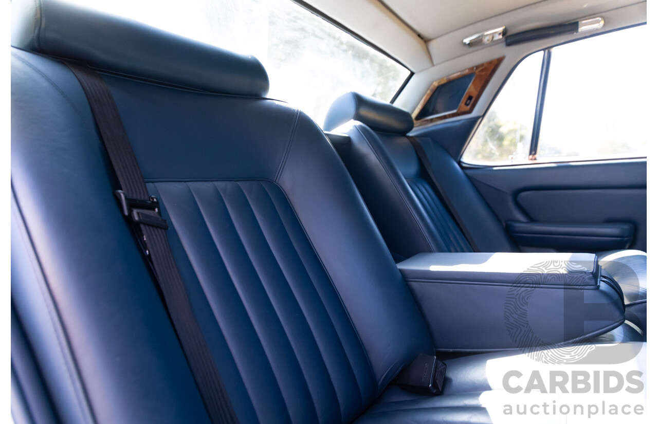 1984 Rolls-Royce Silver Spirit 4d Sedan Twin Carb V8 Georgian Silver Metallic V8 6.8L