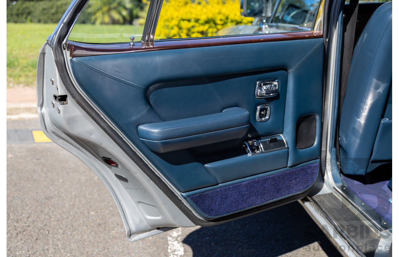 1984 Rolls-Royce Silver Spirit 4d Sedan Twin Carb V8 Georgian Silver Metallic V8 6.8L