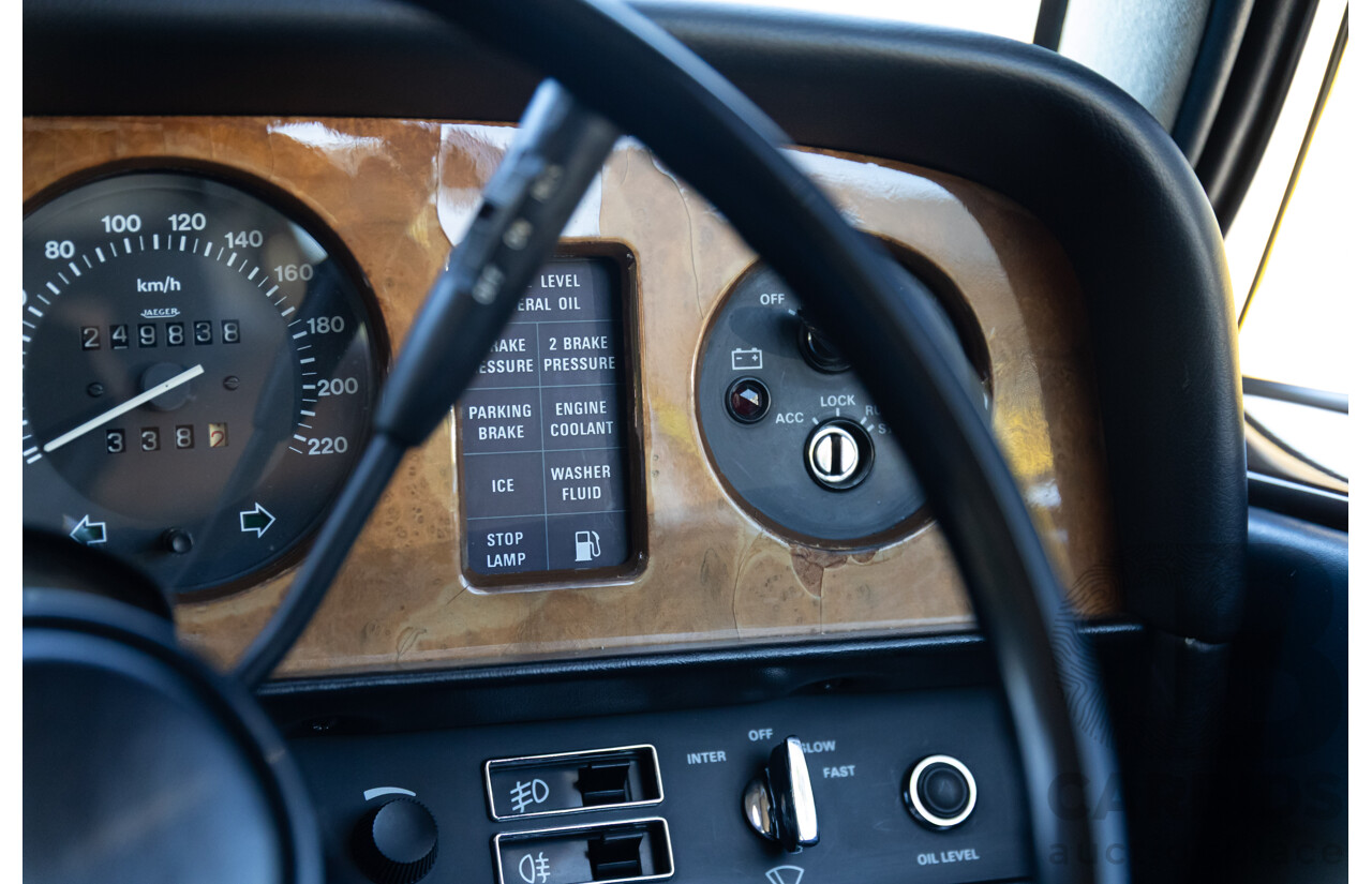 1984 Rolls-Royce Silver Spirit 4d Sedan Twin Carb V8 Georgian Silver Metallic V8 6.8L