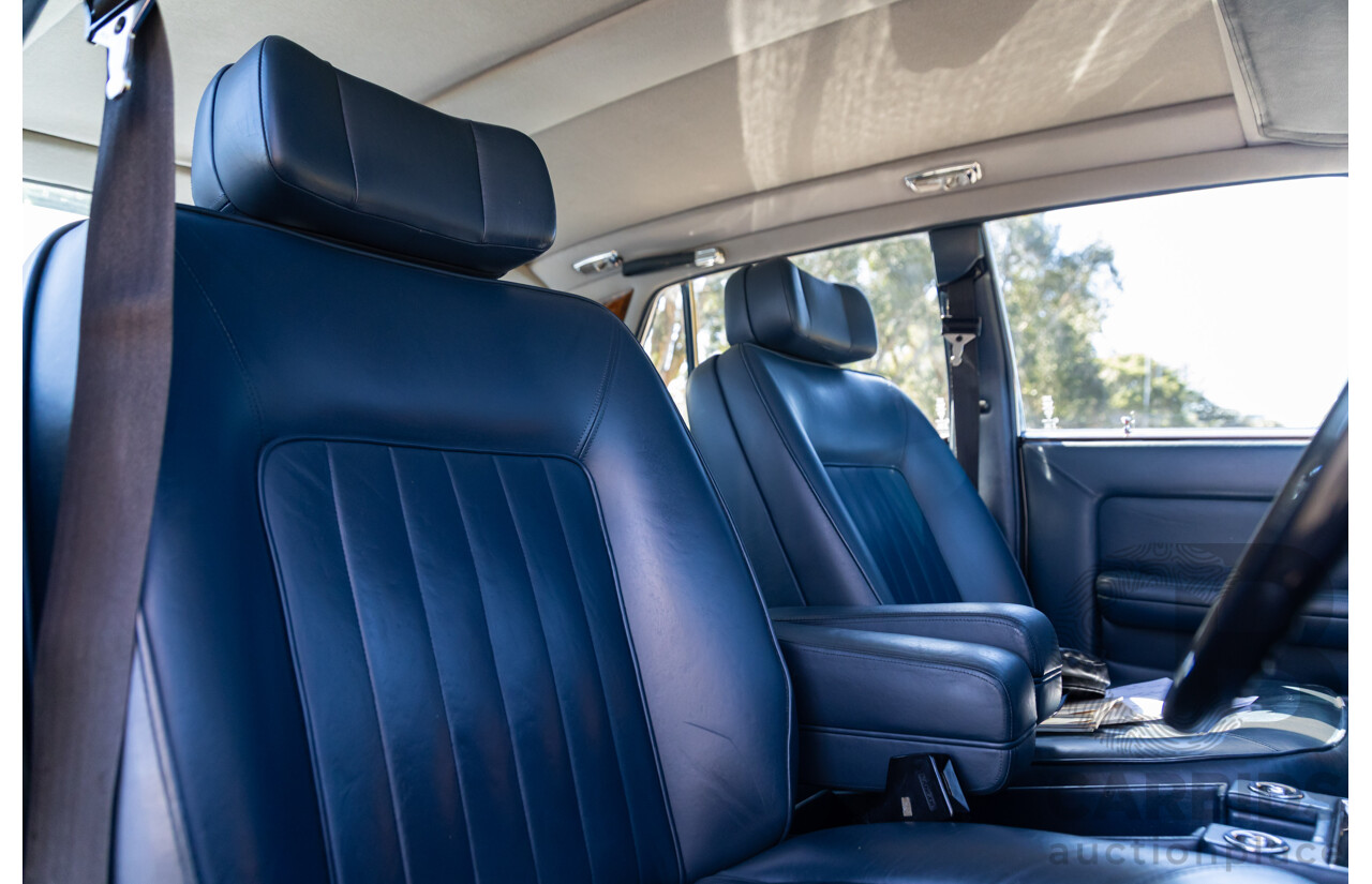 1984 Rolls-Royce Silver Spirit 4d Sedan Twin Carb V8 Georgian Silver Metallic V8 6.8L