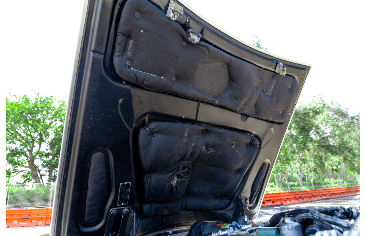 1984 Rolls-Royce Silver Spirit 4d Sedan Twin Carb V8 Georgian Silver Metallic V8 6.8L