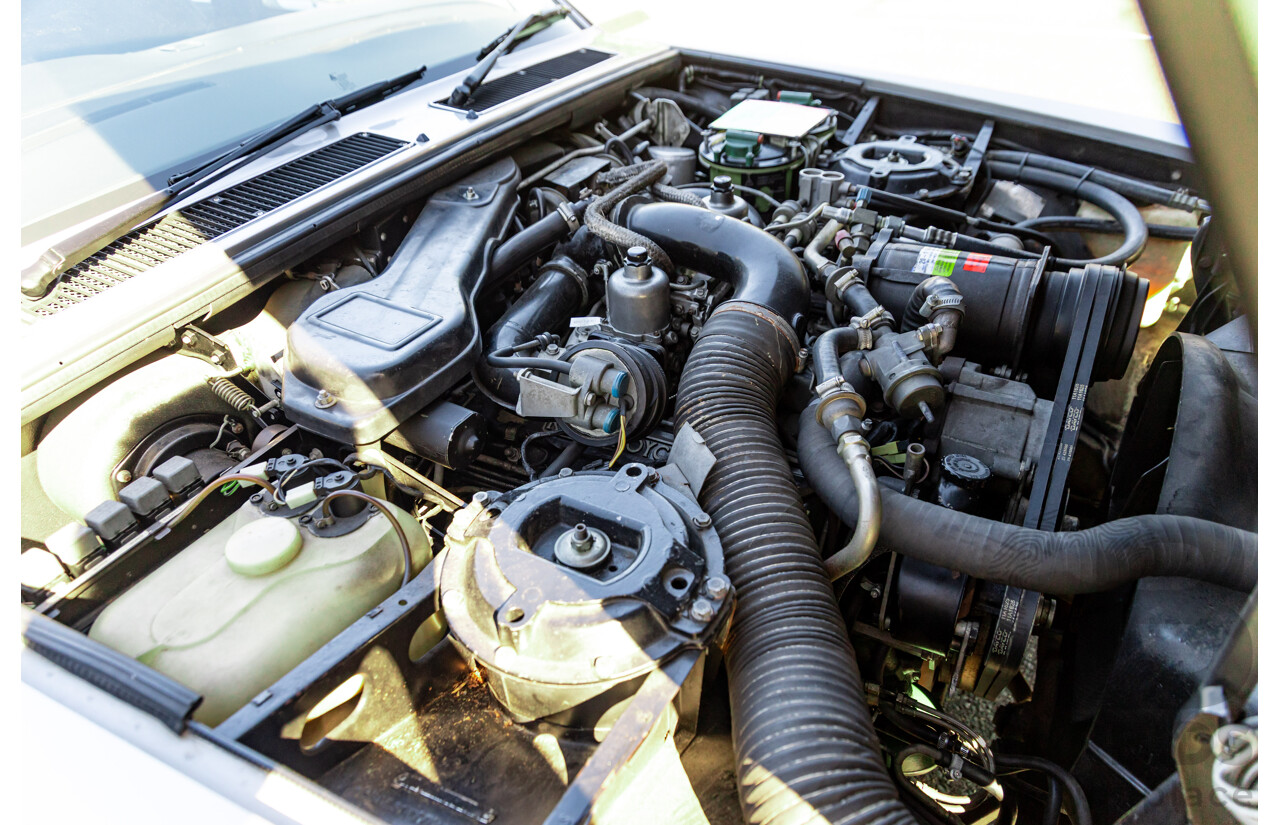 1984 Rolls-Royce Silver Spirit 4d Sedan Twin Carb V8 Georgian Silver Metallic V8 6.8L