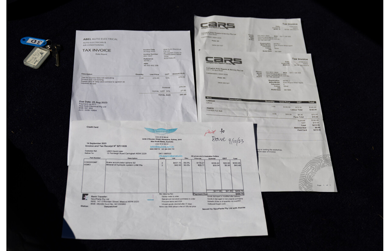 1984 Rolls-Royce Silver Spirit 4d Sedan Twin Carb V8 Georgian Silver Metallic V8 6.8L