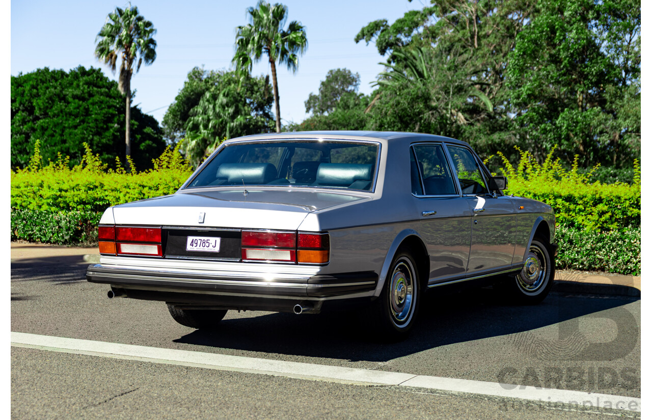 1984 Rolls-Royce Silver Spirit 4d Sedan Twin Carb V8 Georgian Silver Metallic V8 6.8L