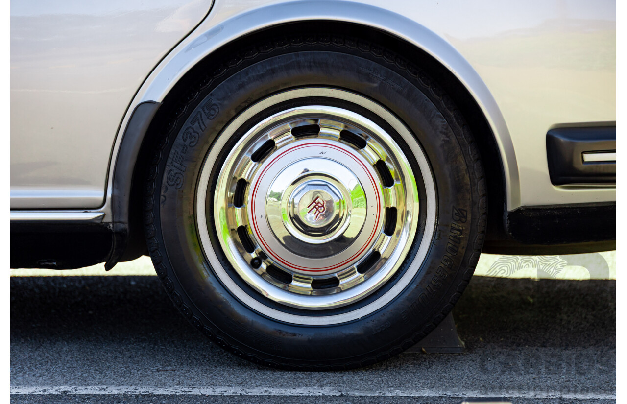 1984 Rolls-Royce Silver Spirit 4d Sedan Twin Carb V8 Georgian Silver Metallic V8 6.8L