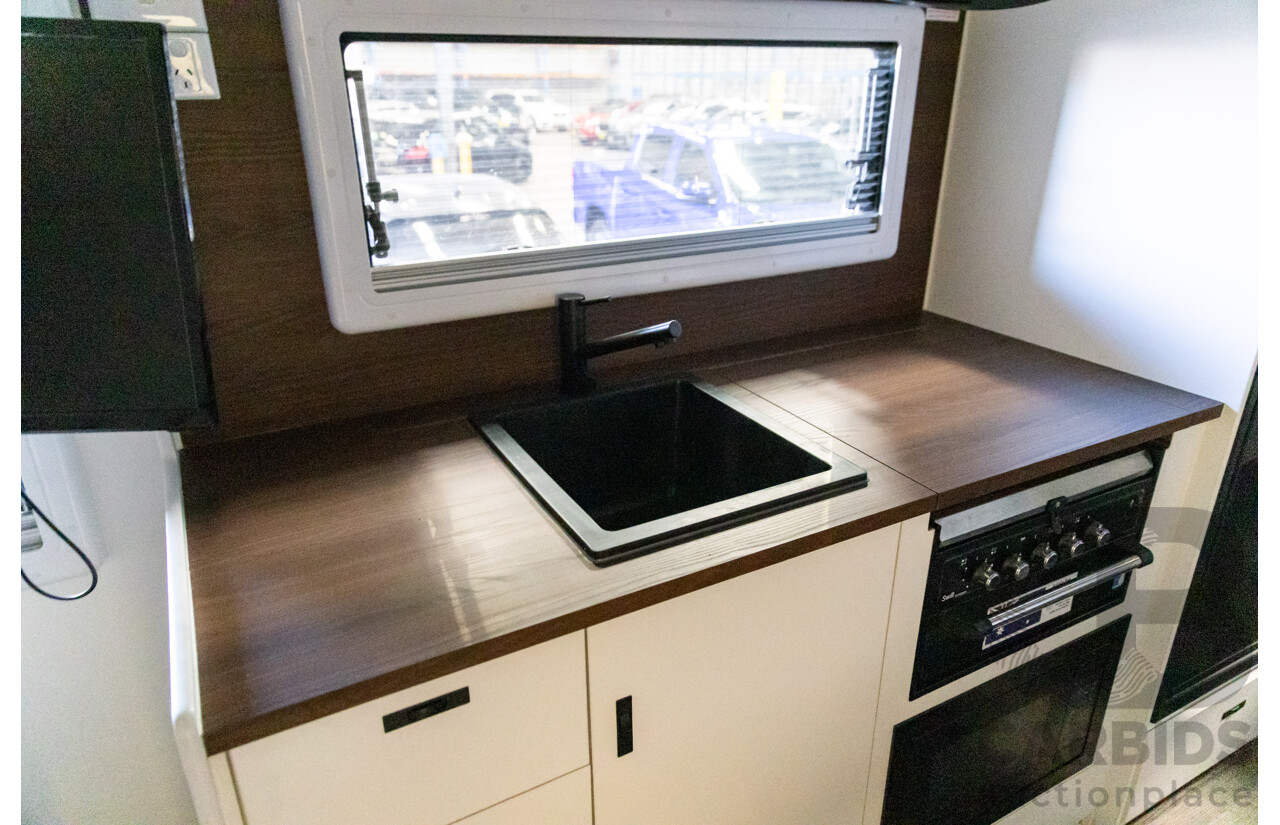 7/2021 Network RV Caravan 24ft - Statutory Write-off