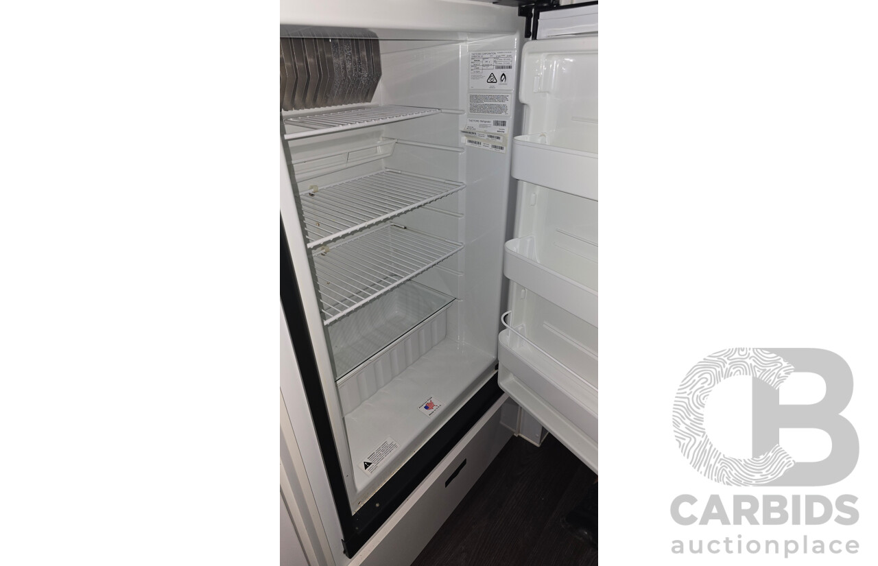 7/2021 Network RV Caravan 24ft - Statutory Write-off