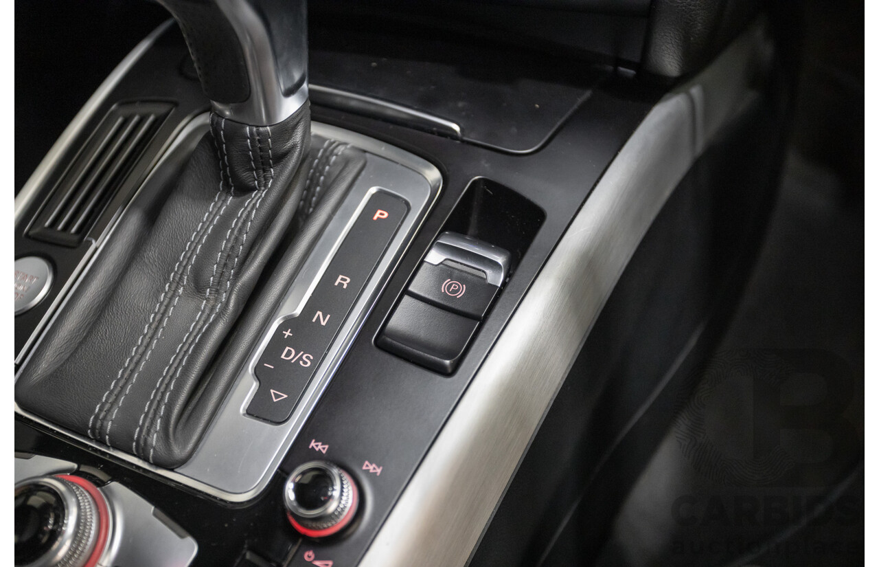 6/2013 Audi A4 2.0 TFSI Quattro (AWD) B8 MY13 4D Sedan Phantom Black Pearlescent Turbo 2.0L