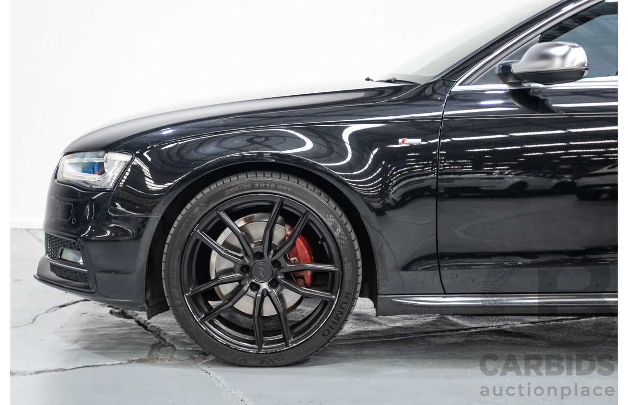 6/2013 Audi A4 2.0 TFSI Quattro (AWD) B8 MY13 4D Sedan Phantom Black Pearlescent Turbo 2.0L