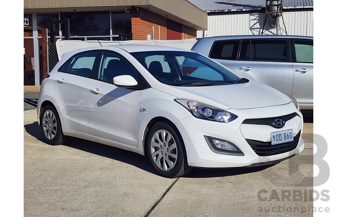 3/2013 Hyundai i30 Active GD 5d Hatchback White 1.8L