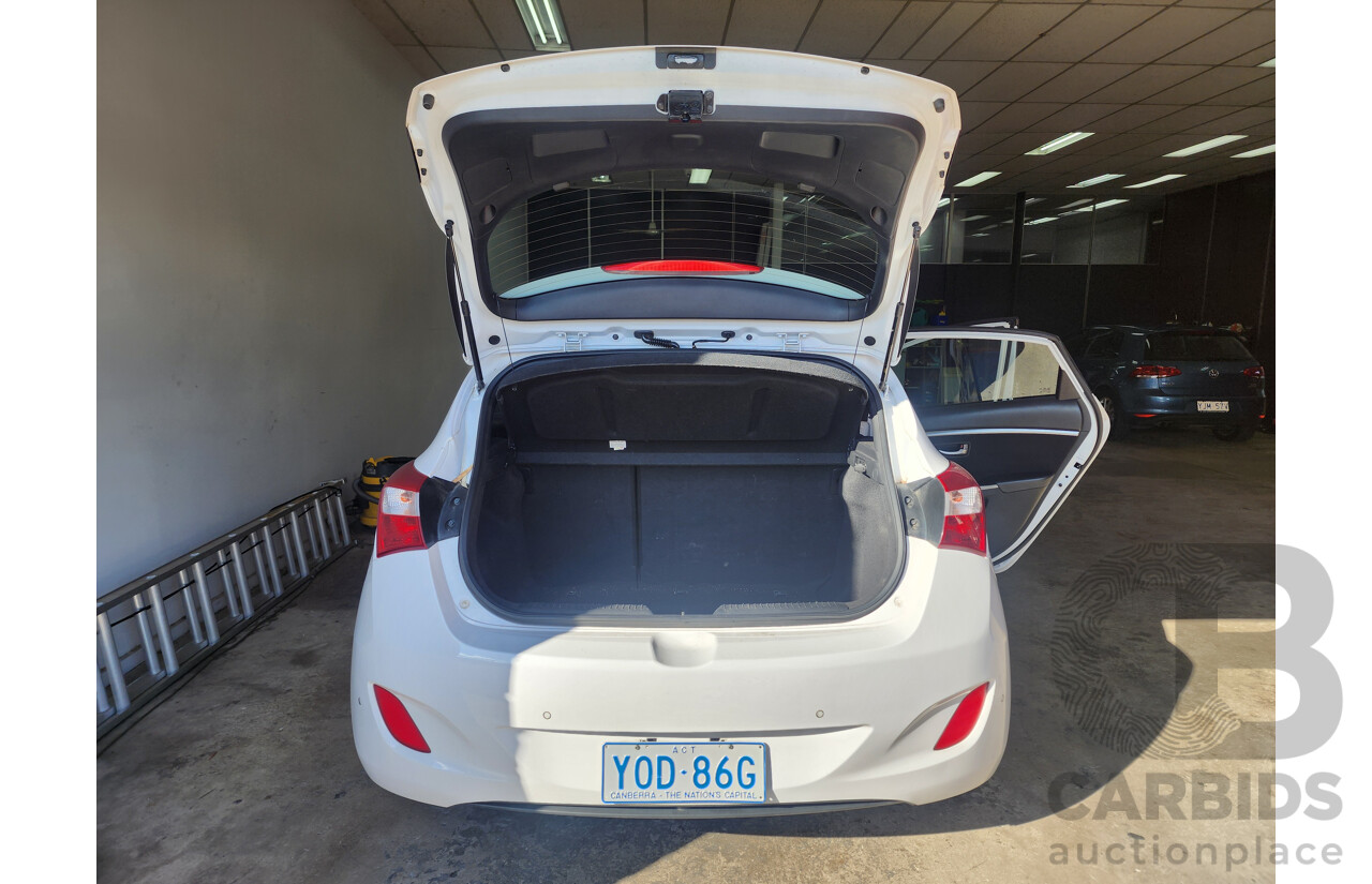 3/2013 Hyundai i30 Active GD 5d Hatchback White 1.8L