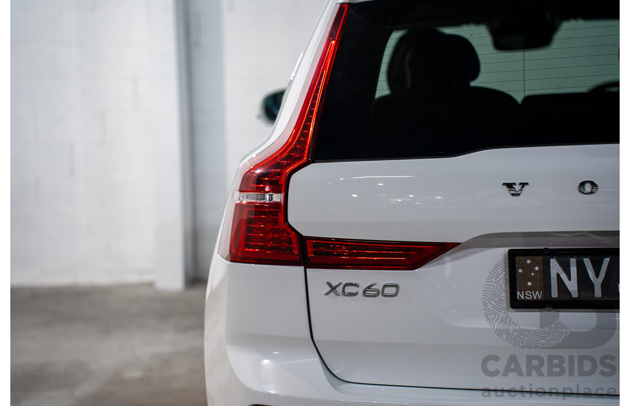 11/2017 Volvo XC60 T5 Inscription (AWD) 246 MY18 4d Wagon Ice White Turbo 2.0L