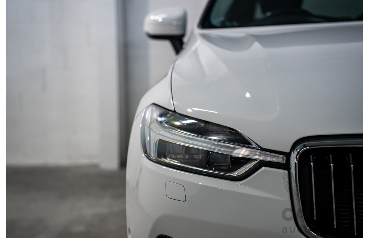 11/2017 Volvo XC60 T5 Inscription (AWD) 246 MY18 4d Wagon Ice White Turbo 2.0L