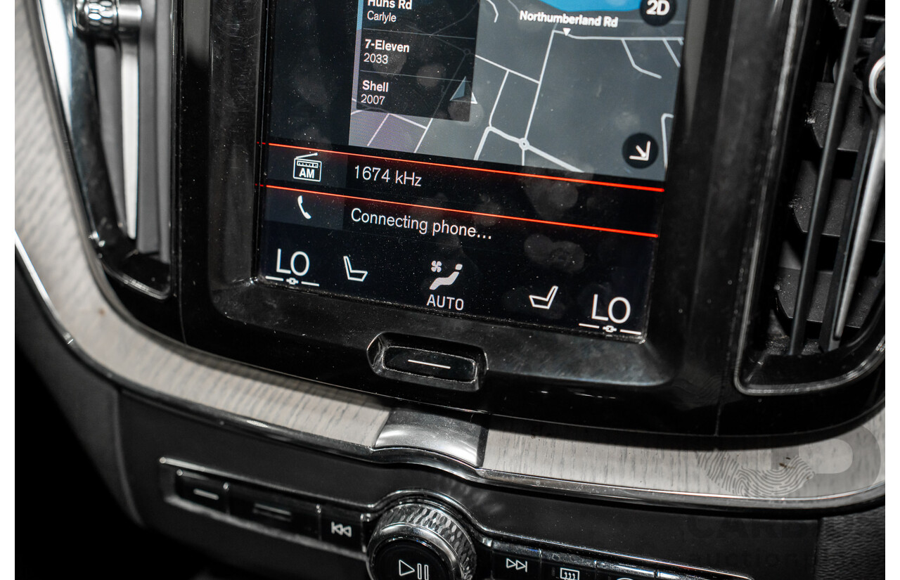 11/2017 Volvo XC60 T5 Inscription (AWD) 246 MY18 4d Wagon Ice White Turbo 2.0L