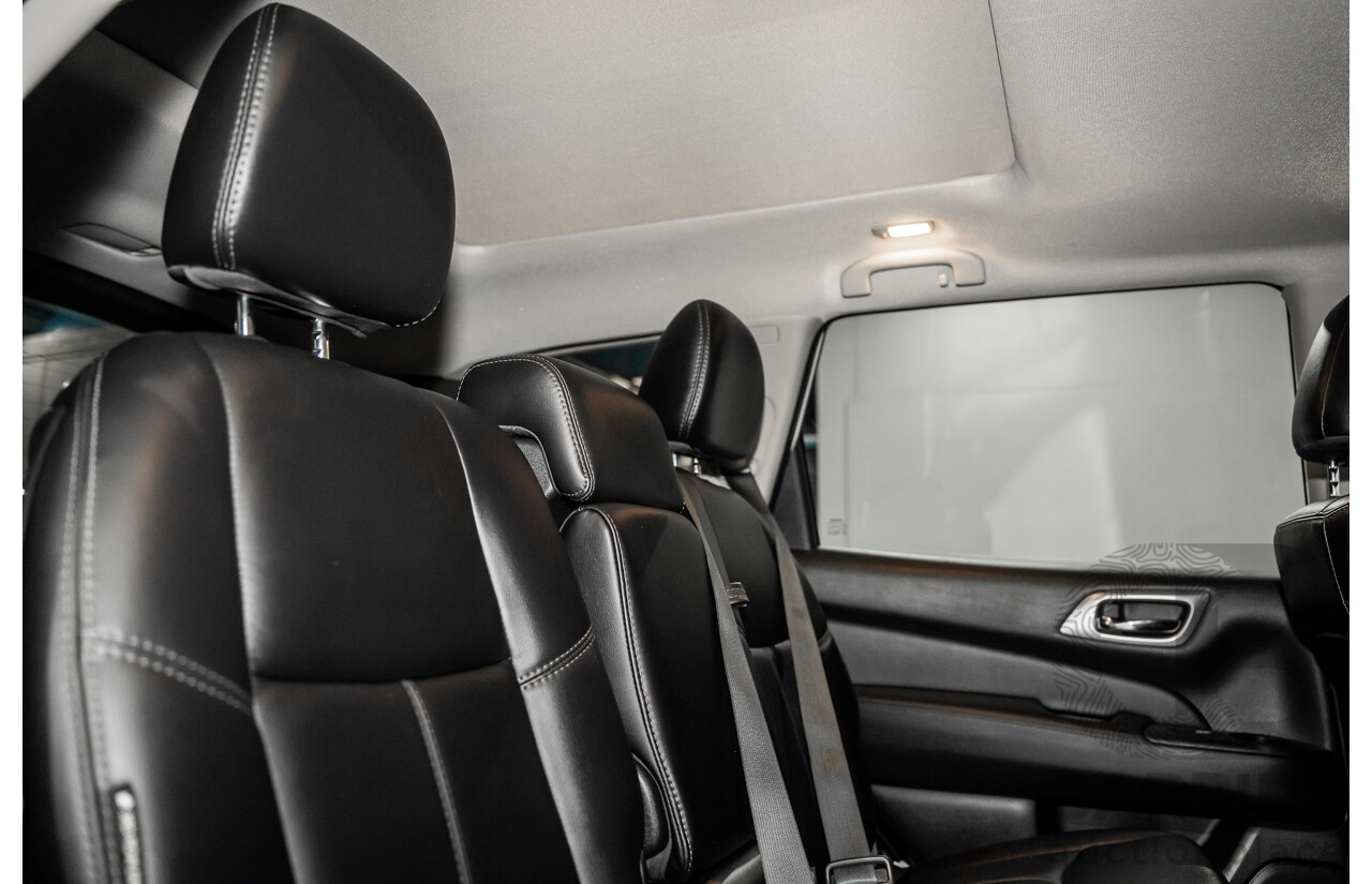 03/2019 Nissan Pathfinder ST-L (FWD) R52 MY19 Series III 4d Wagon Pearl White V6 3.5L