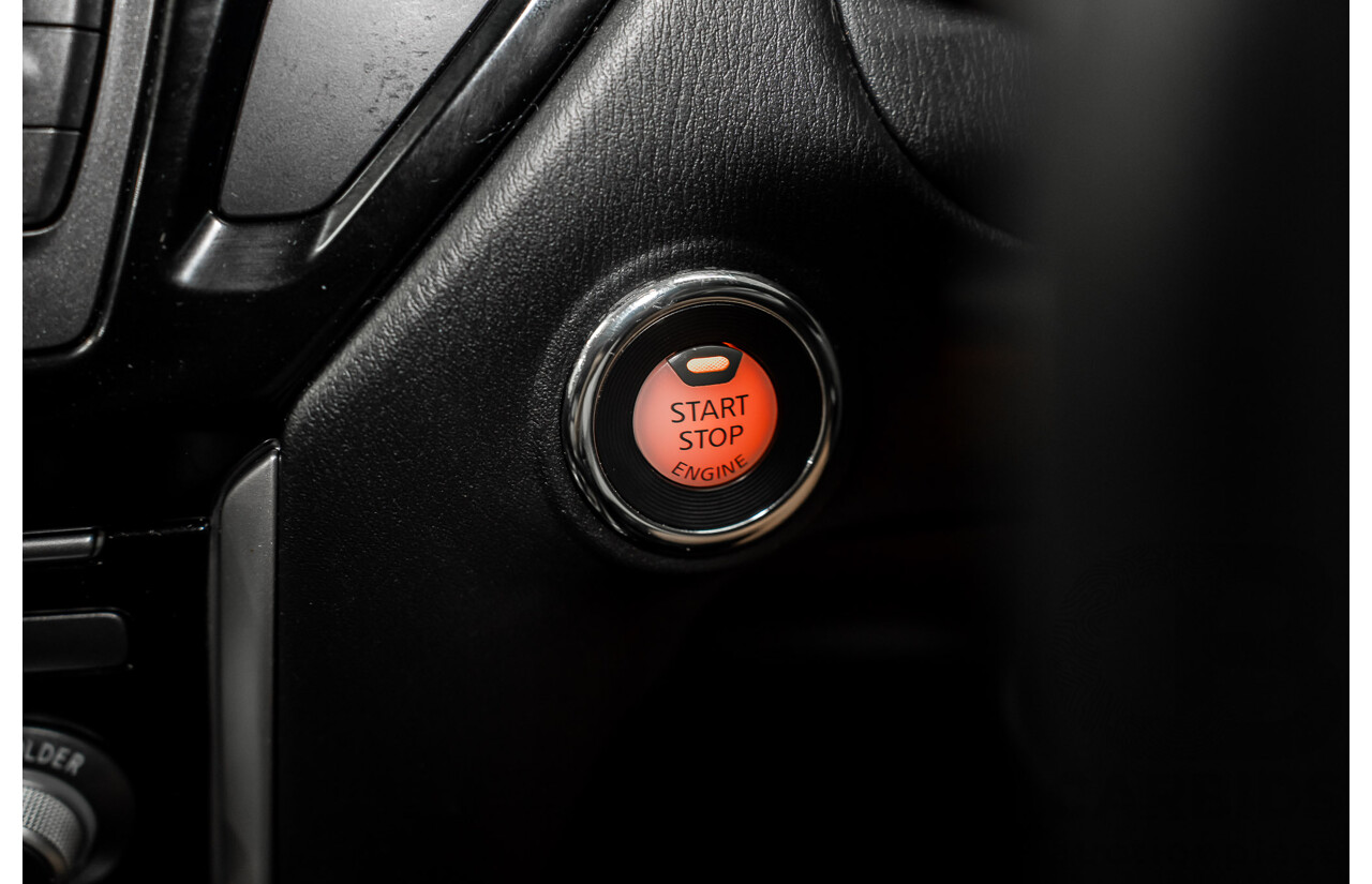 03/2019 Nissan Pathfinder ST-L (FWD) R52 MY19 Series III 4d Wagon Pearl White V6 3.5L