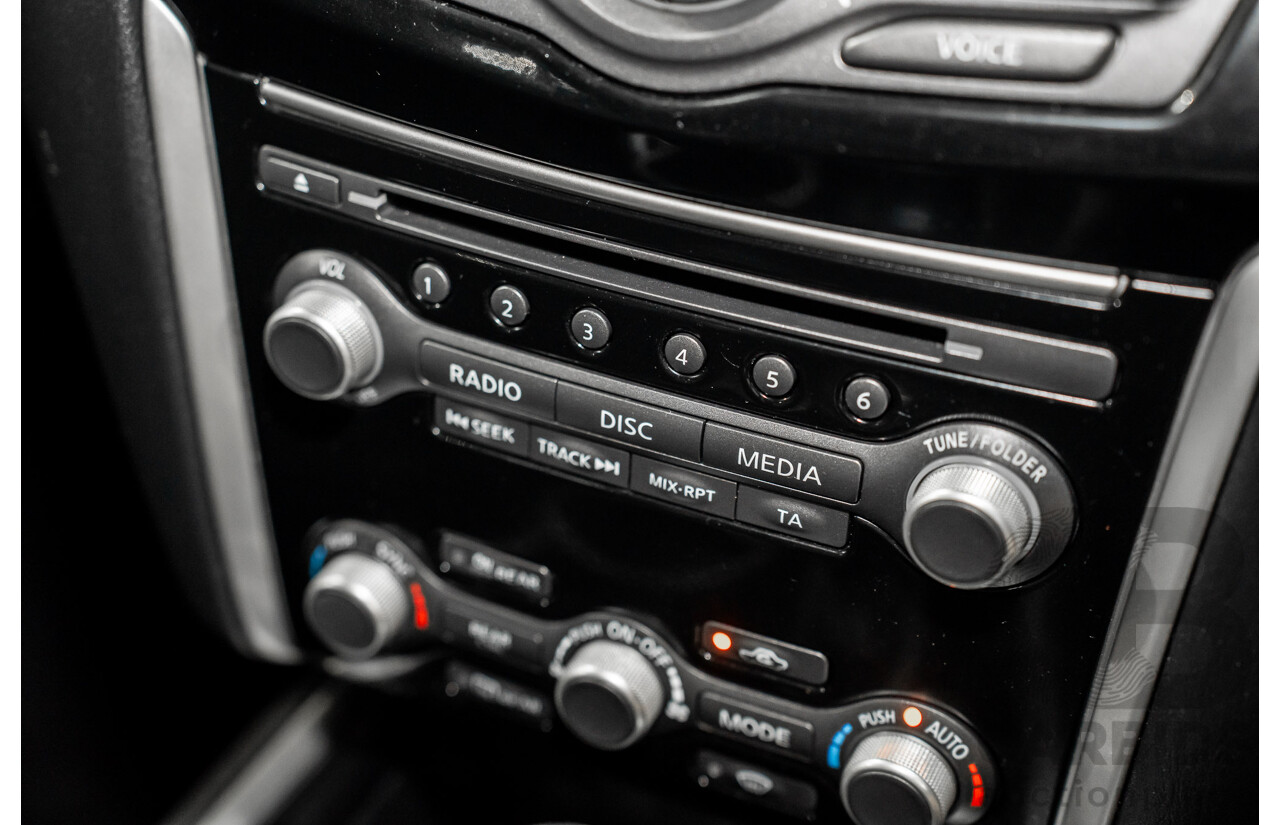 03/2019 Nissan Pathfinder ST-L (FWD) R52 MY19 Series III 4d Wagon Pearl White V6 3.5L