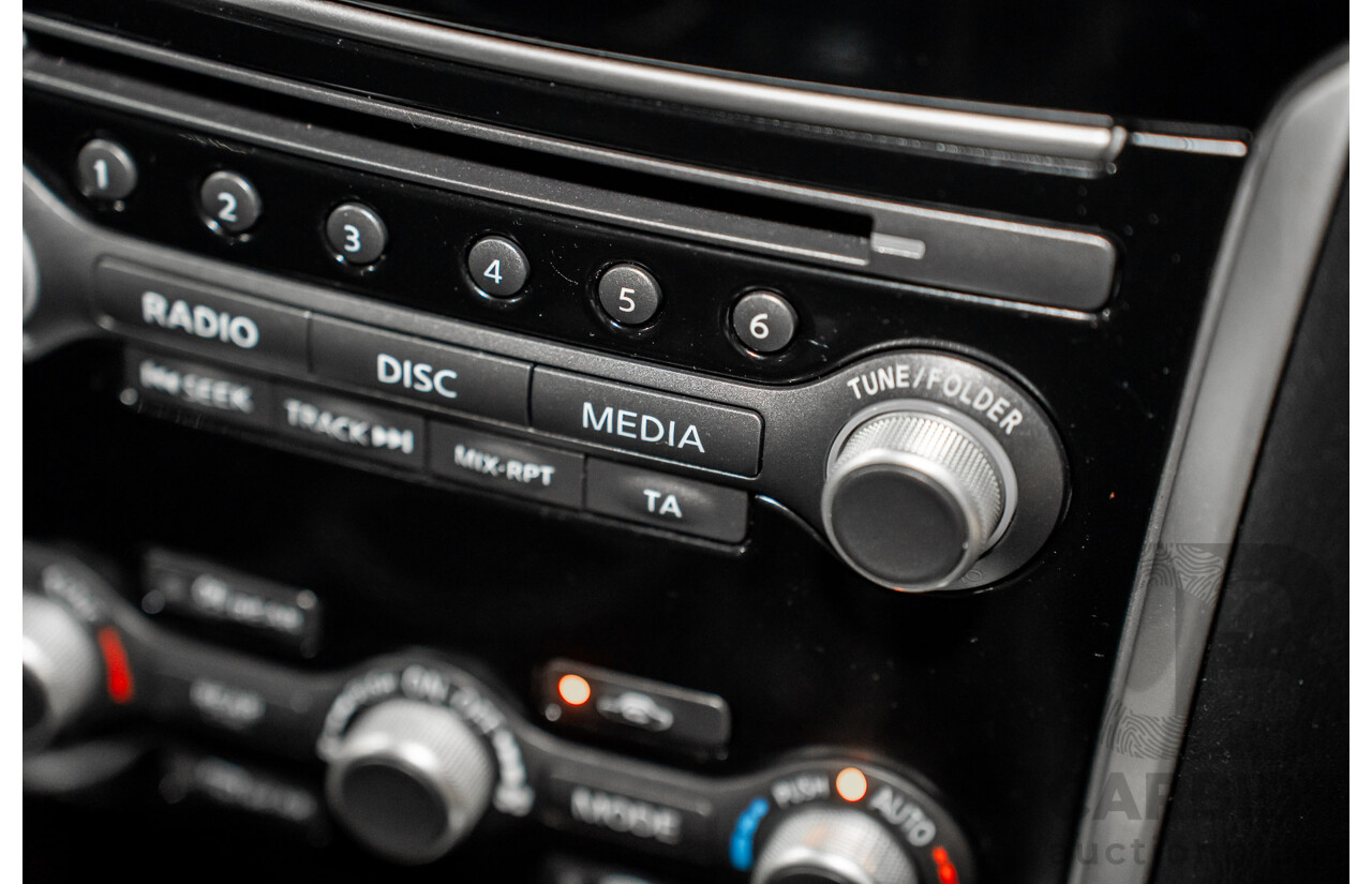 03/2019 Nissan Pathfinder ST-L (FWD) R52 MY19 Series III 4d Wagon Pearl White V6 3.5L