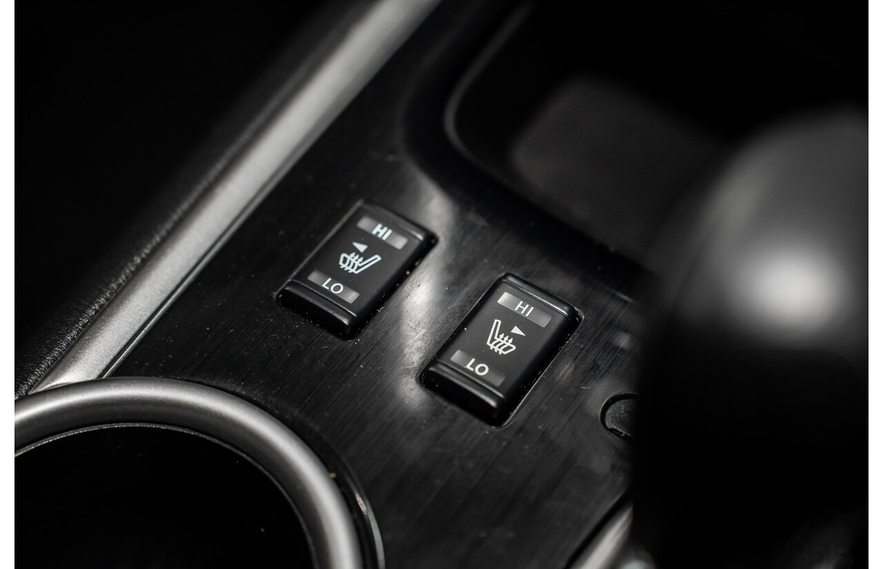 03/2019 Nissan Pathfinder ST-L (FWD) R52 MY19 Series III 4d Wagon Pearl White V6 3.5L