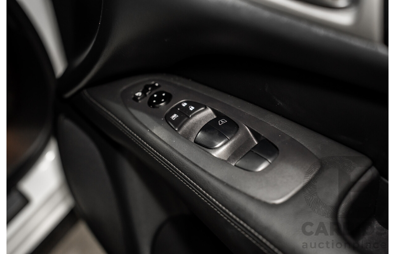 03/2019 Nissan Pathfinder ST-L (FWD) R52 MY19 Series III 4d Wagon Pearl White V6 3.5L