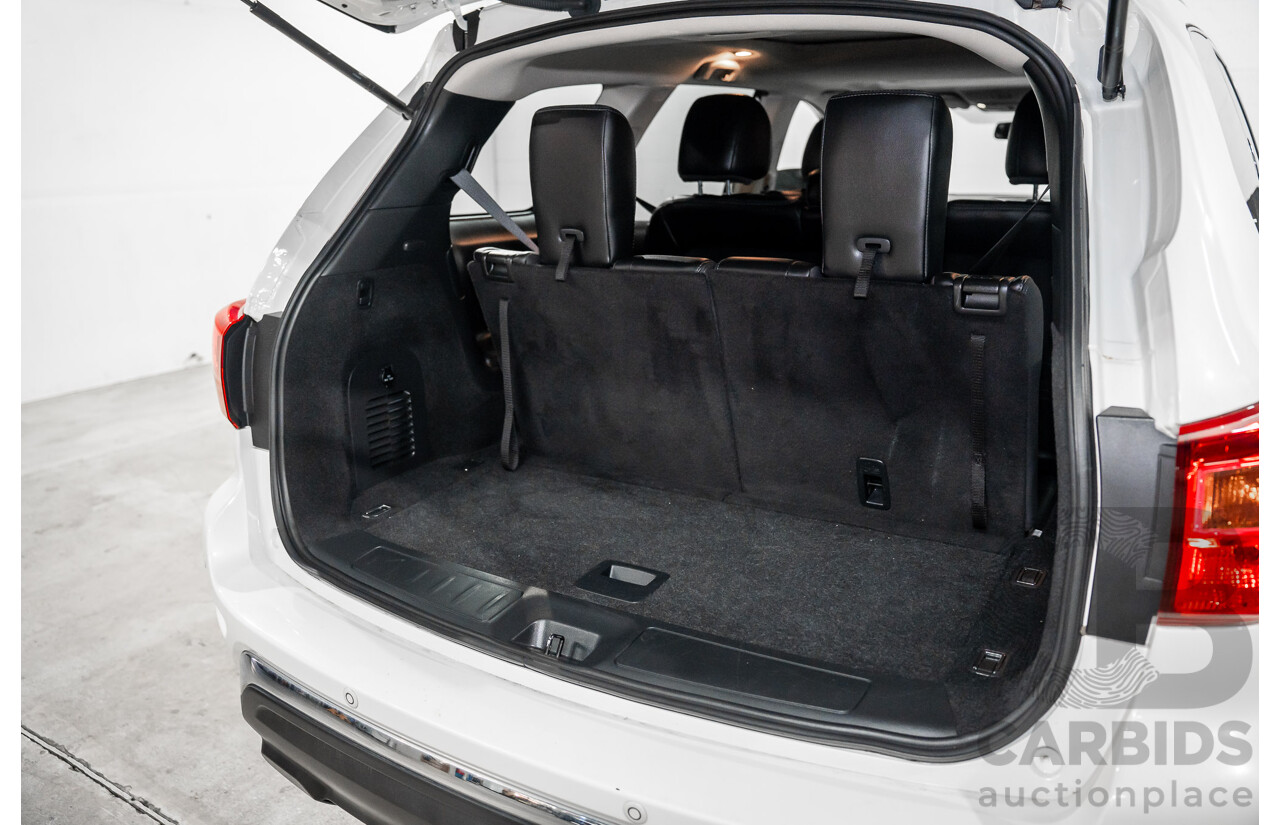 03/2019 Nissan Pathfinder ST-L (FWD) R52 MY19 Series III 4d Wagon Pearl White V6 3.5L