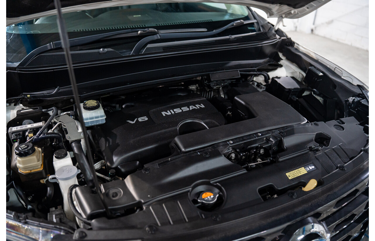 03/2019 Nissan Pathfinder ST-L (FWD) R52 MY19 Series III 4d Wagon Pearl White V6 3.5L