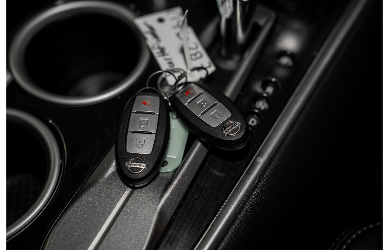 03/2019 Nissan Pathfinder ST-L (FWD) R52 MY19 Series III 4d Wagon Pearl White V6 3.5L