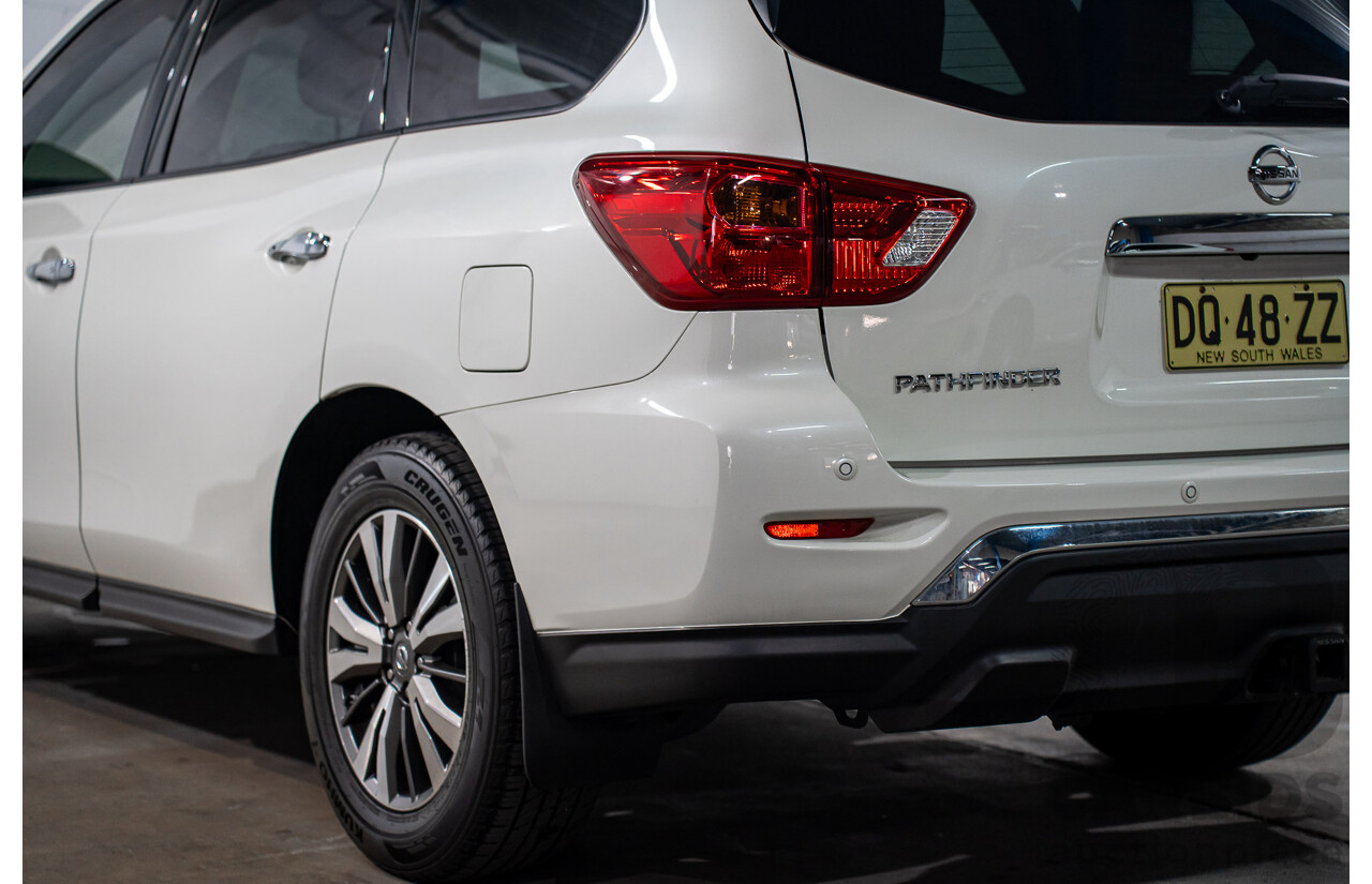 03/2019 Nissan Pathfinder ST-L (FWD) R52 MY19 Series III 4d Wagon Pearl White V6 3.5L