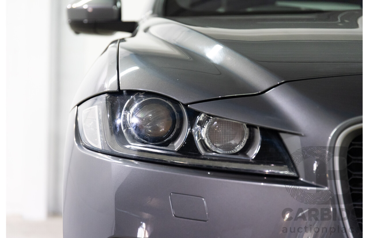 7/2016 Jaguar F-Pace 35t R-Sport (AWD) 4D Wagon Ammonite Grey Metallic Supercharged V6 3.0L