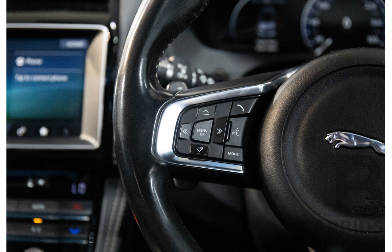 7/2016 Jaguar F-Pace 35t R-Sport (AWD) 4D Wagon Ammonite Grey Metallic Supercharged V6 3.0L