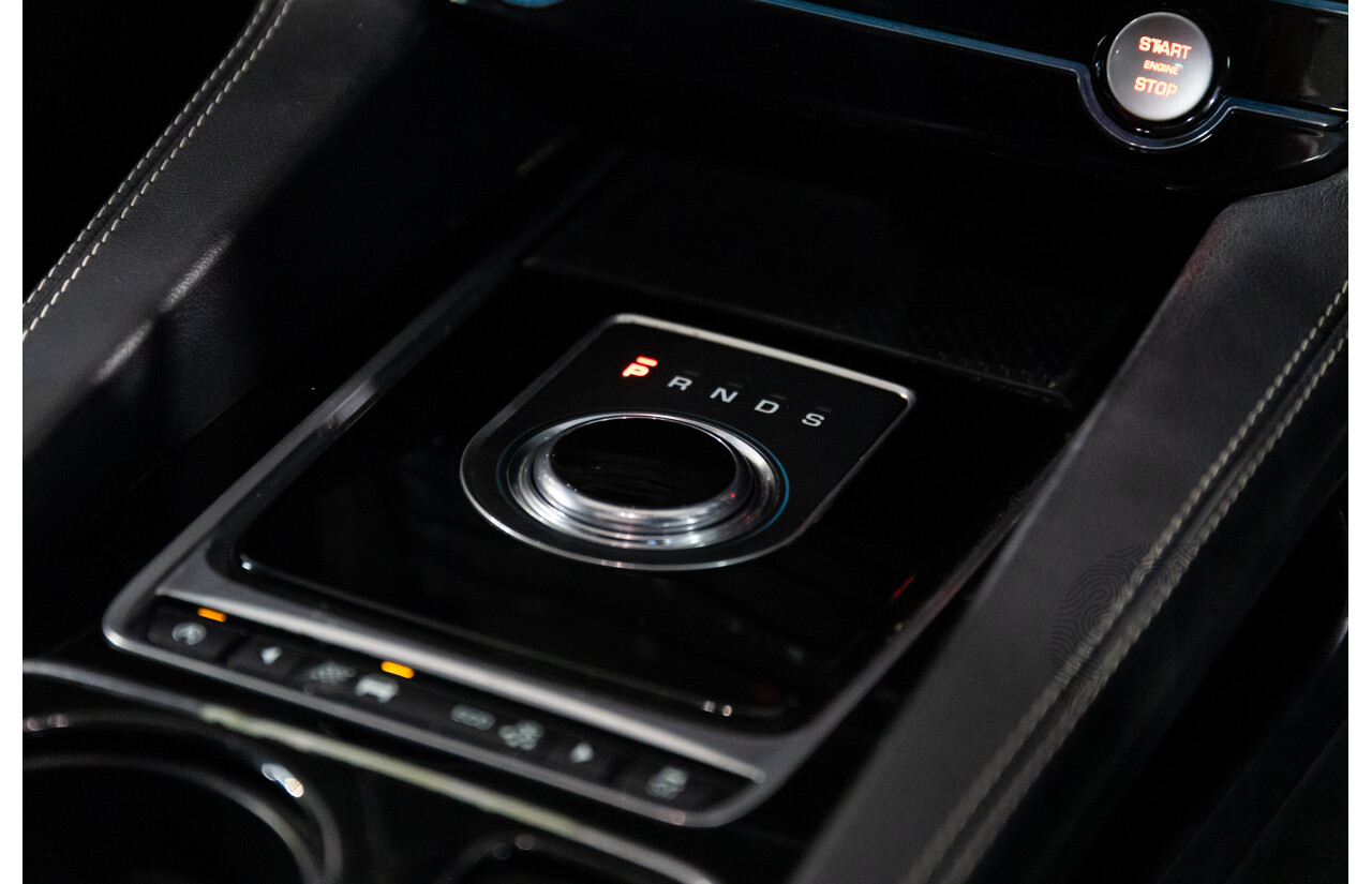 7/2016 Jaguar F-Pace 35t R-Sport (AWD) 4D Wagon Ammonite Grey Metallic Supercharged V6 3.0L